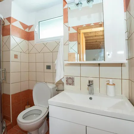 Liopetra At Messaria Corfu! 펜션 Mesaria (Corfu)