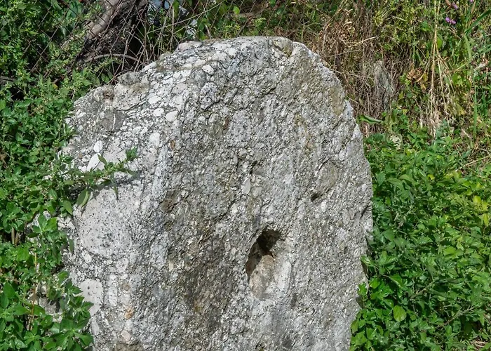 Liopetra At Messaria Corfu! Mesaria (Corfu)